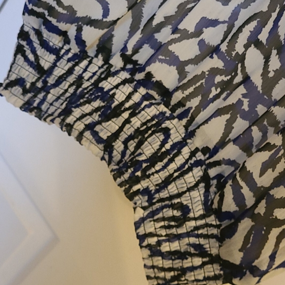 The Limited Sleeveless Ruffle Top - Picture 5 of 10